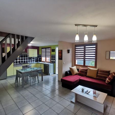 Villa Les Arches. à Meneslies Extérieur photo